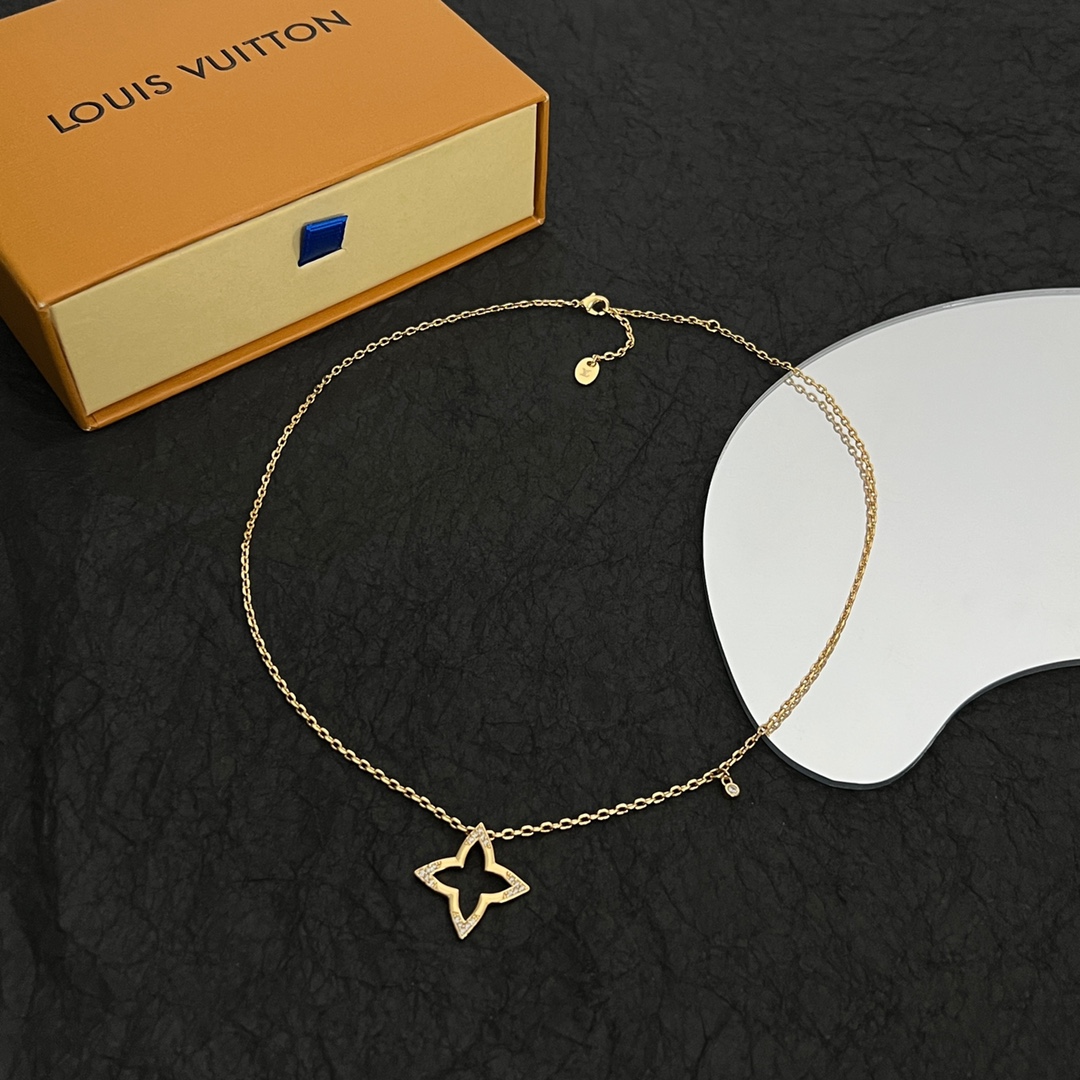 Louis Vuitton Necklaces